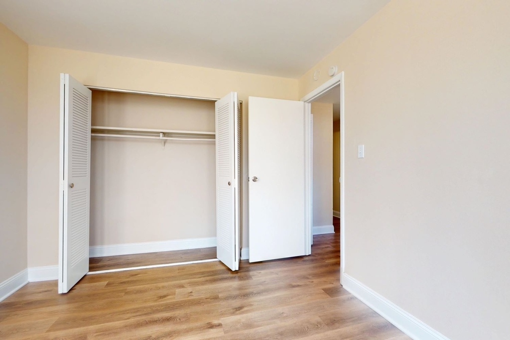 5660 Kingsbury Avenue - Photo 22