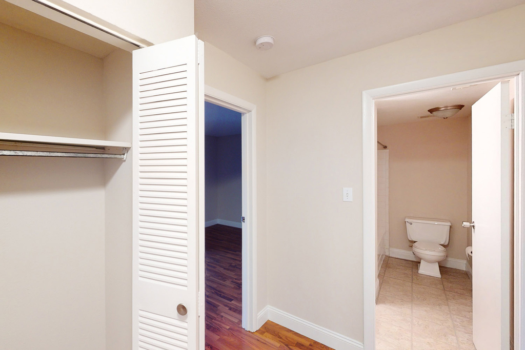 5660 Kingsbury Avenue - Photo 99