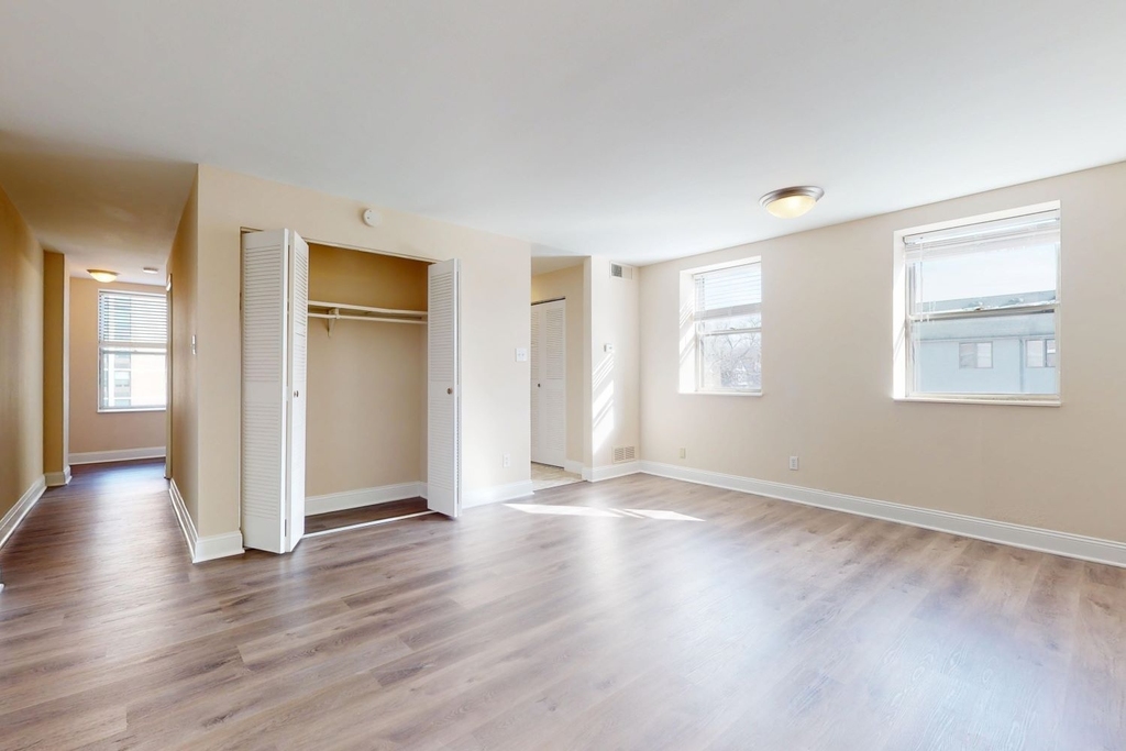 5660 Kingsbury Avenue - Photo 17