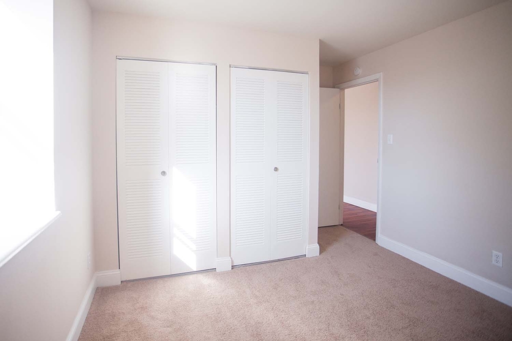 5660 Kingsbury Avenue - Photo 53