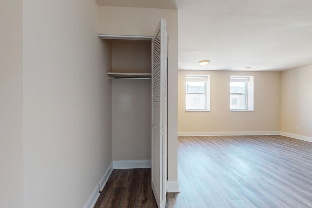 5660 Kingsbury Avenue - Photo 84