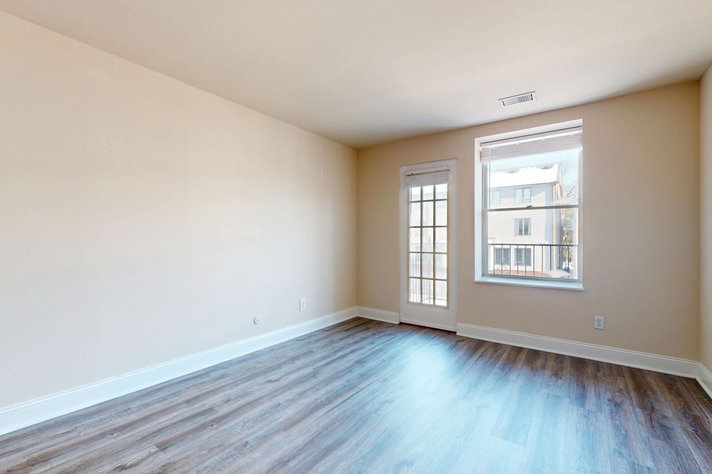 5660 Kingsbury Avenue - Photo 85