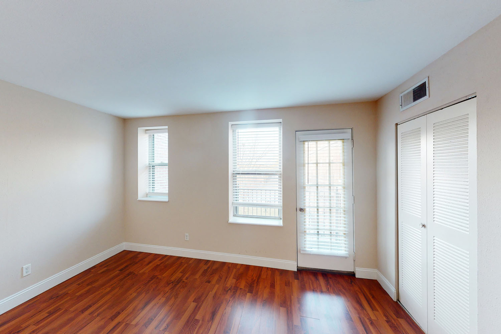 5660 Kingsbury Avenue - Photo 94