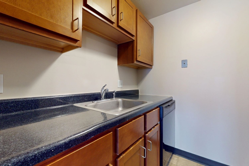 5660 Kingsbury Avenue - Photo 27