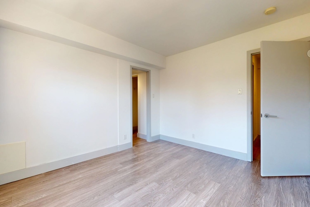 18 South Kingshighway - Photo 208