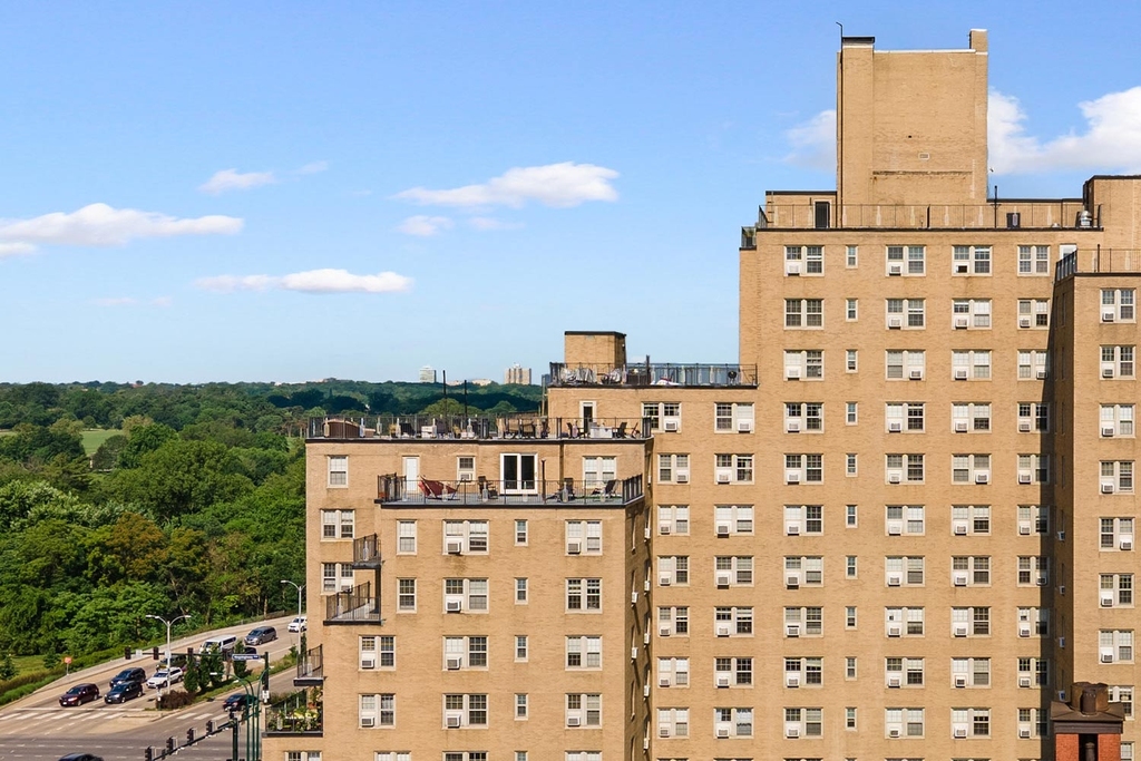 18 South Kingshighway - Photo 34