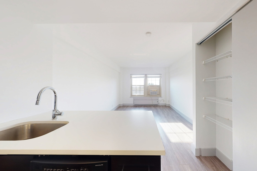 18 South Kingshighway - Photo 418
