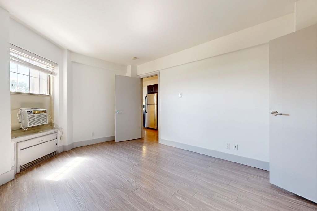 18 South Kingshighway - Photo 380