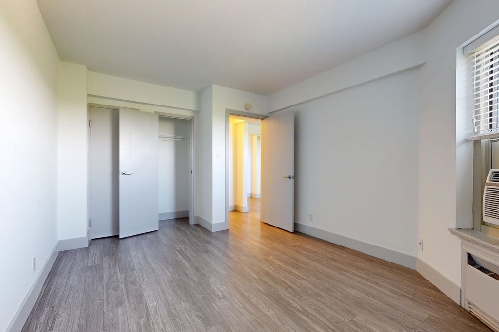 18 South Kingshighway - Photo 100