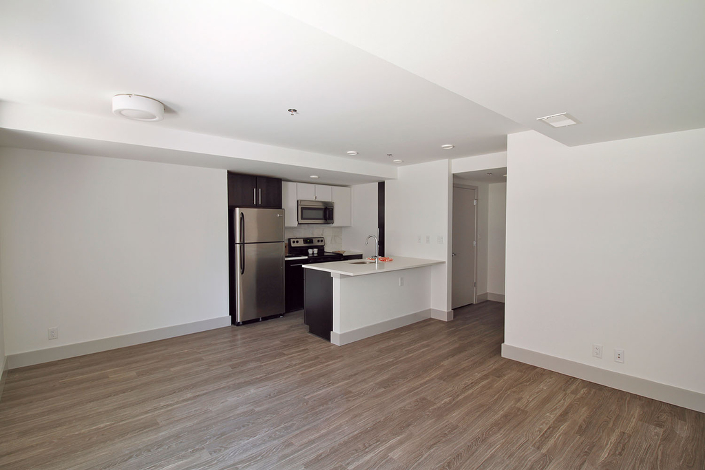 18 South Kingshighway - Photo 188