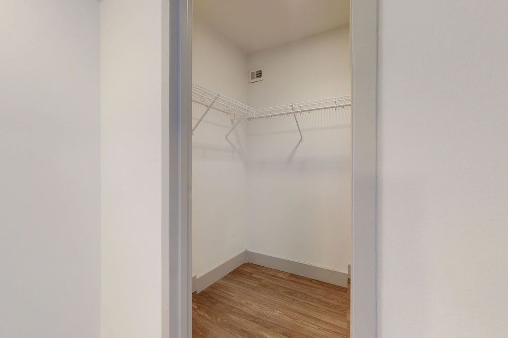 18 South Kingshighway - Photo 237