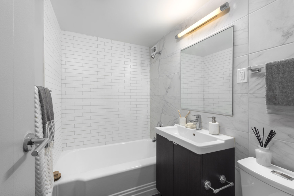 18 South Kingshighway - Photo 24