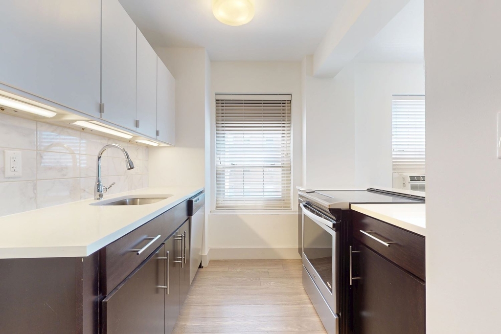 18 South Kingshighway - Photo 375