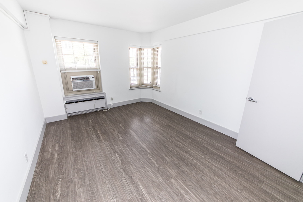 18 South Kingshighway - Photo 267