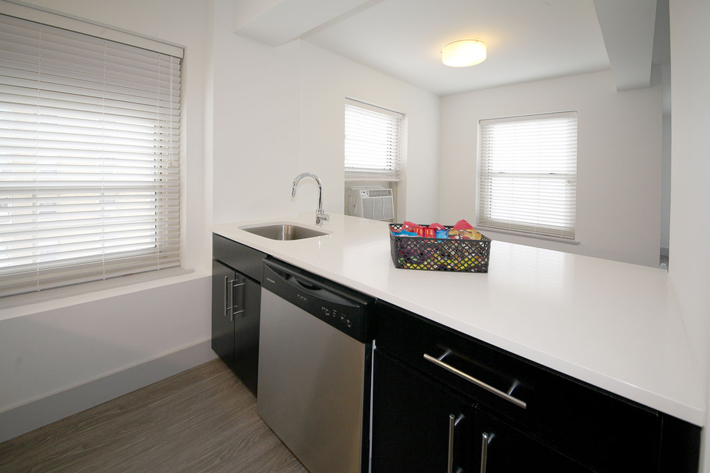 18 South Kingshighway - Photo 402