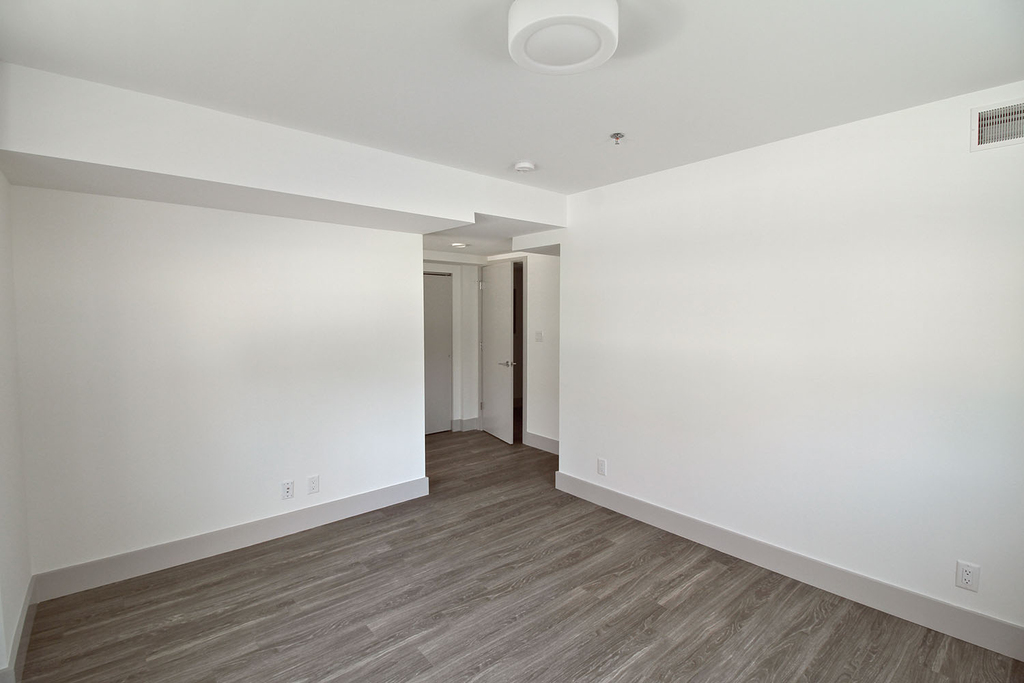18 South Kingshighway - Photo 248