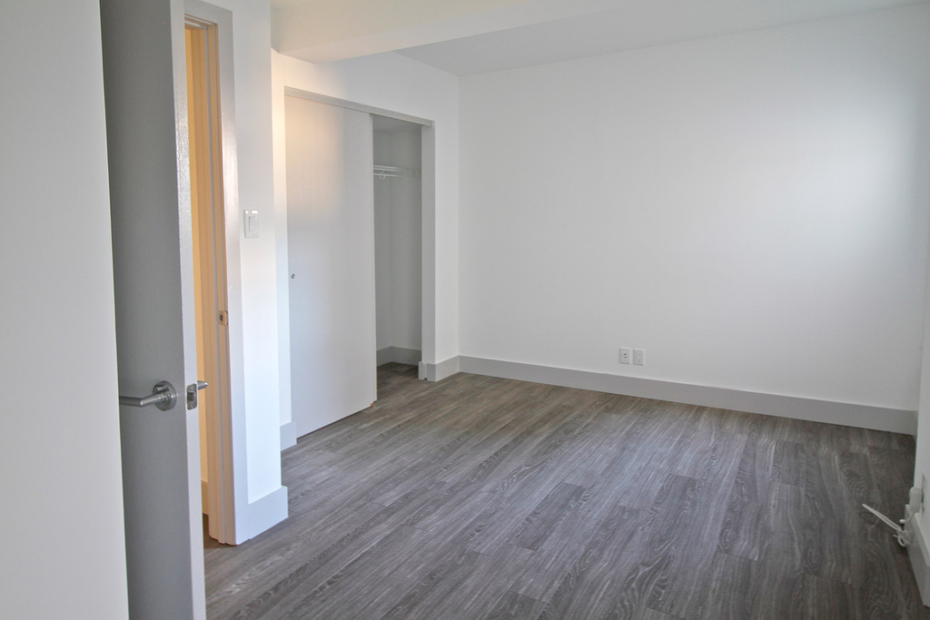 18 South Kingshighway - Photo 350
