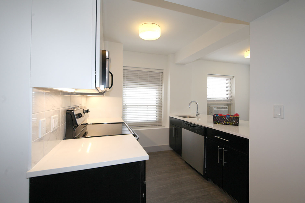 18 South Kingshighway - Photo 400