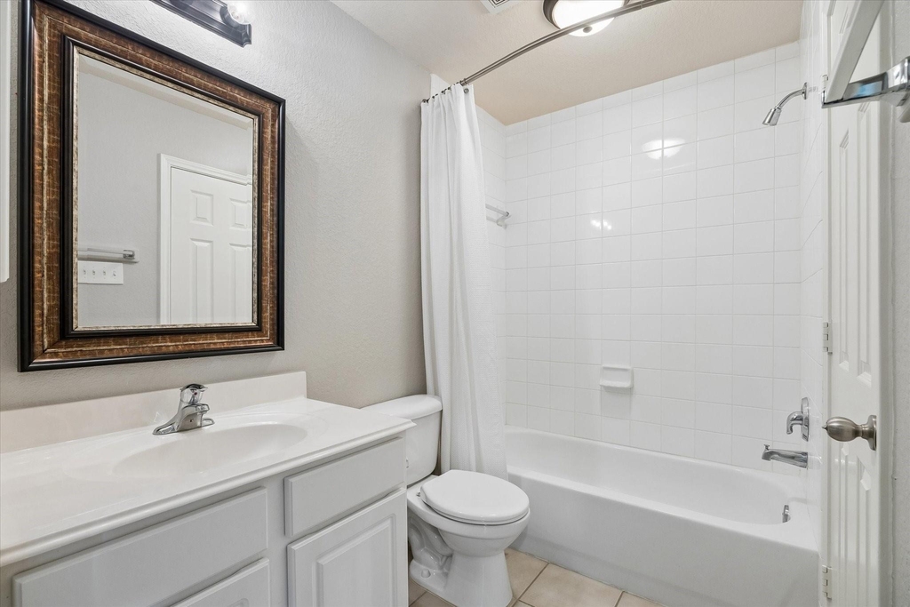 13518 Via Chianti Lane - Photo 20