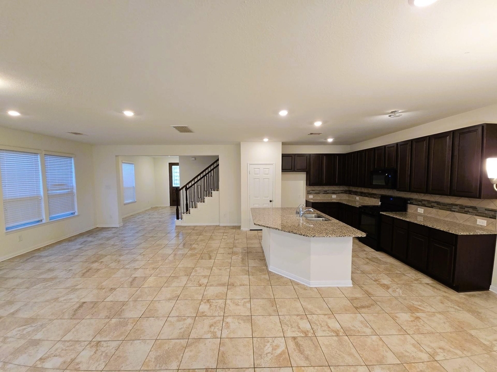 16626 Cliff Vale Court - Photo 3