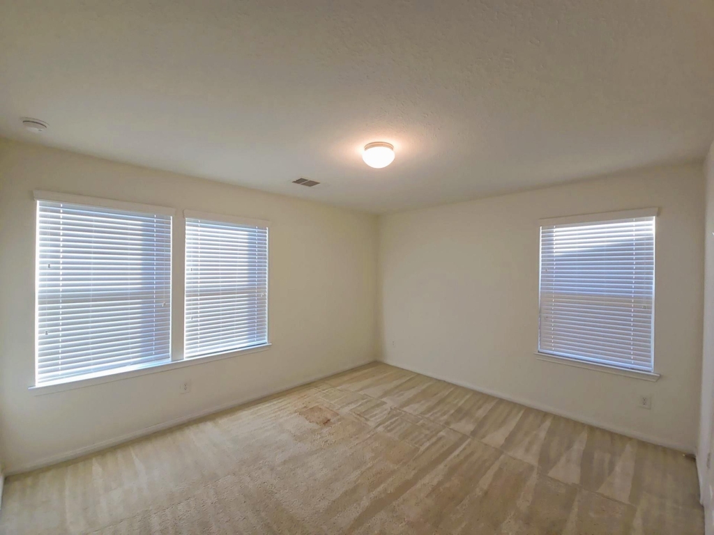 16626 Cliff Vale Court - Photo 13