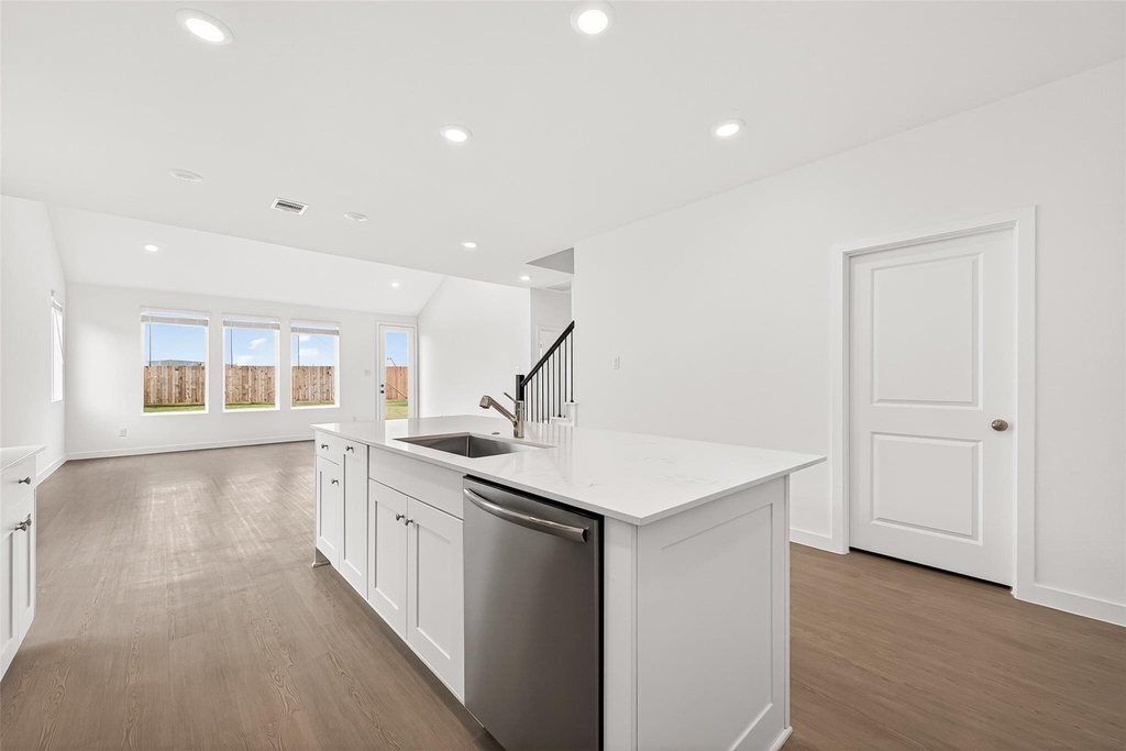 2826 Garden Meadow Street - Photo 3