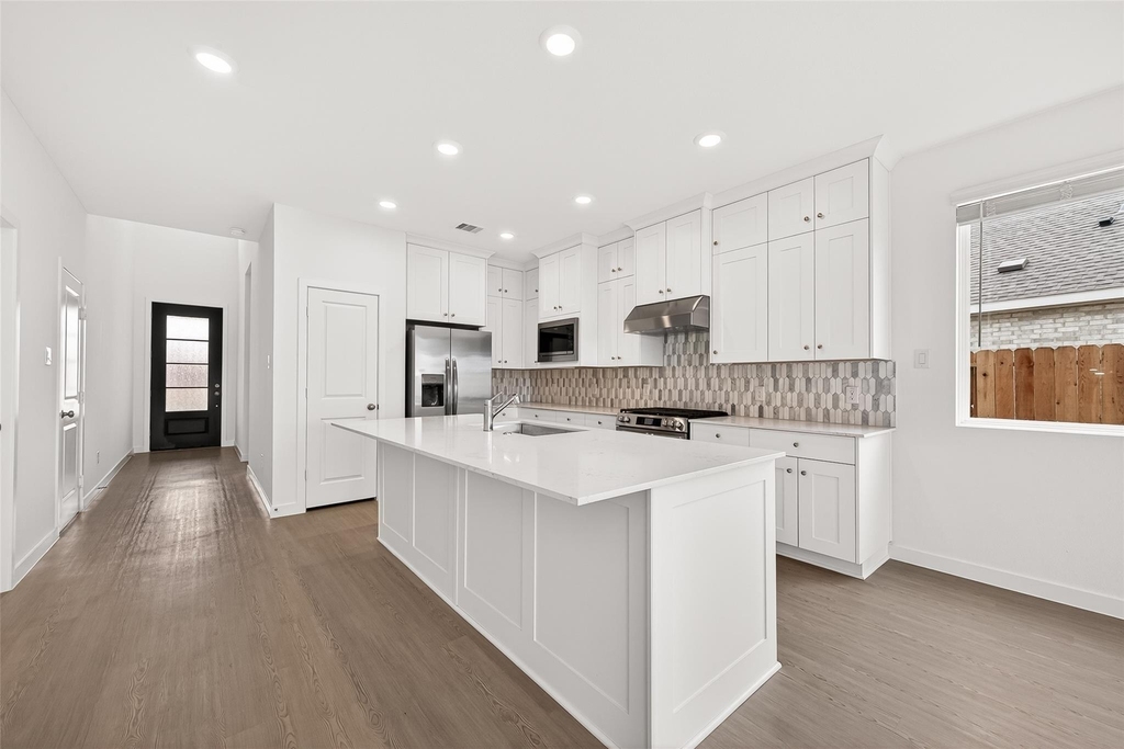 2826 Garden Meadow Street - Photo 5