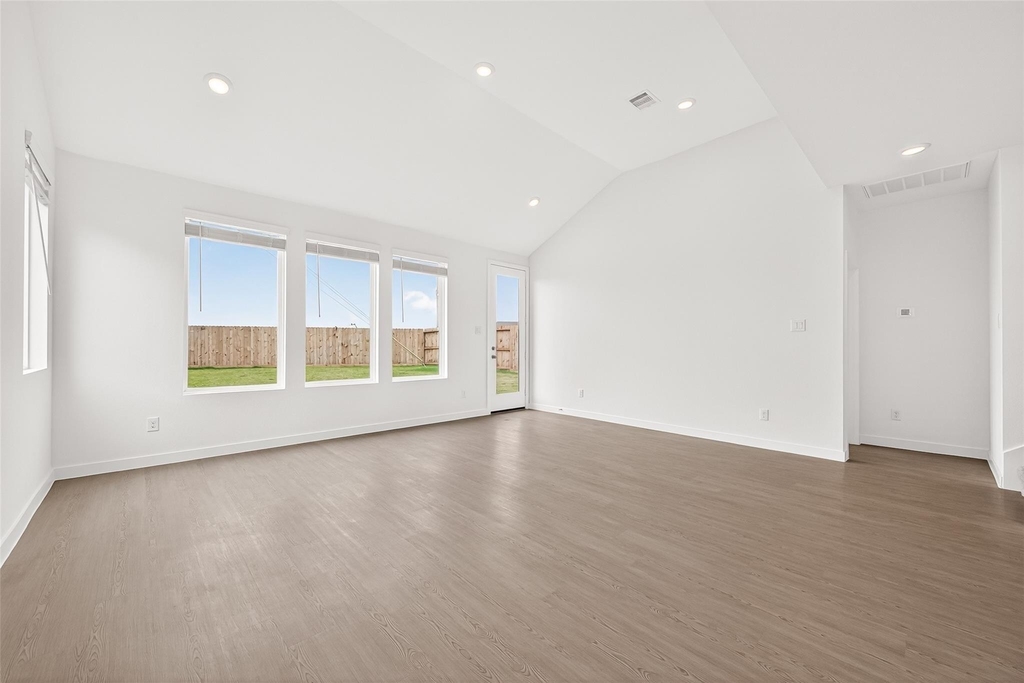 2826 Garden Meadow Street - Photo 9