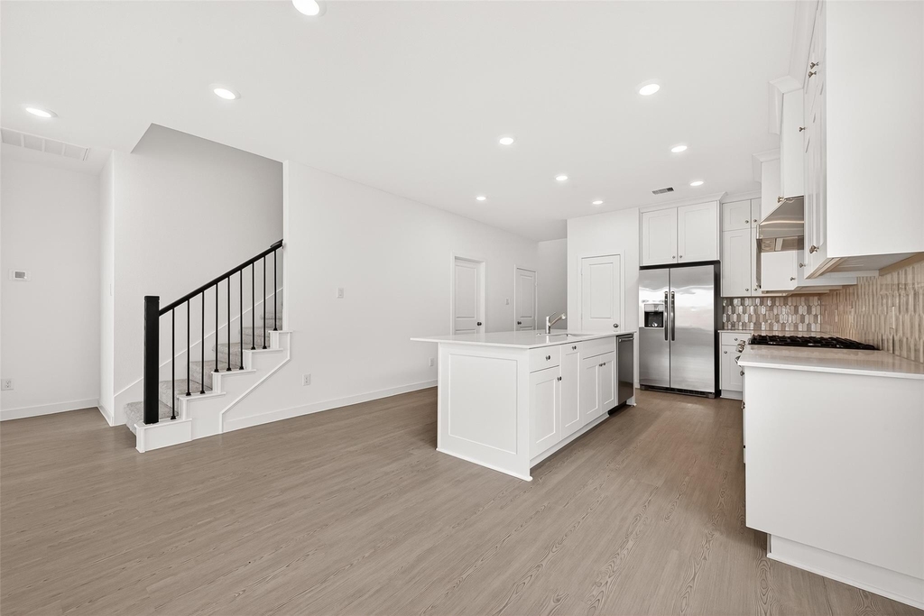2826 Garden Meadow Street - Photo 8