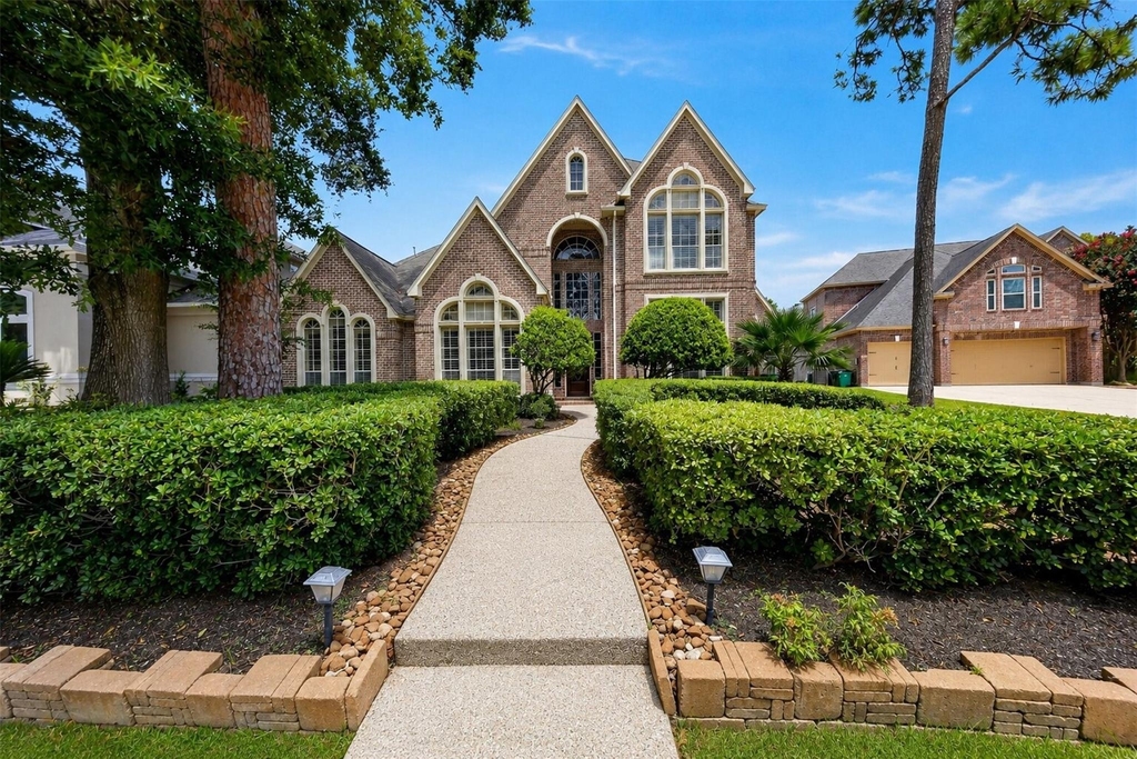 16410 Emilia Court - Photo 34