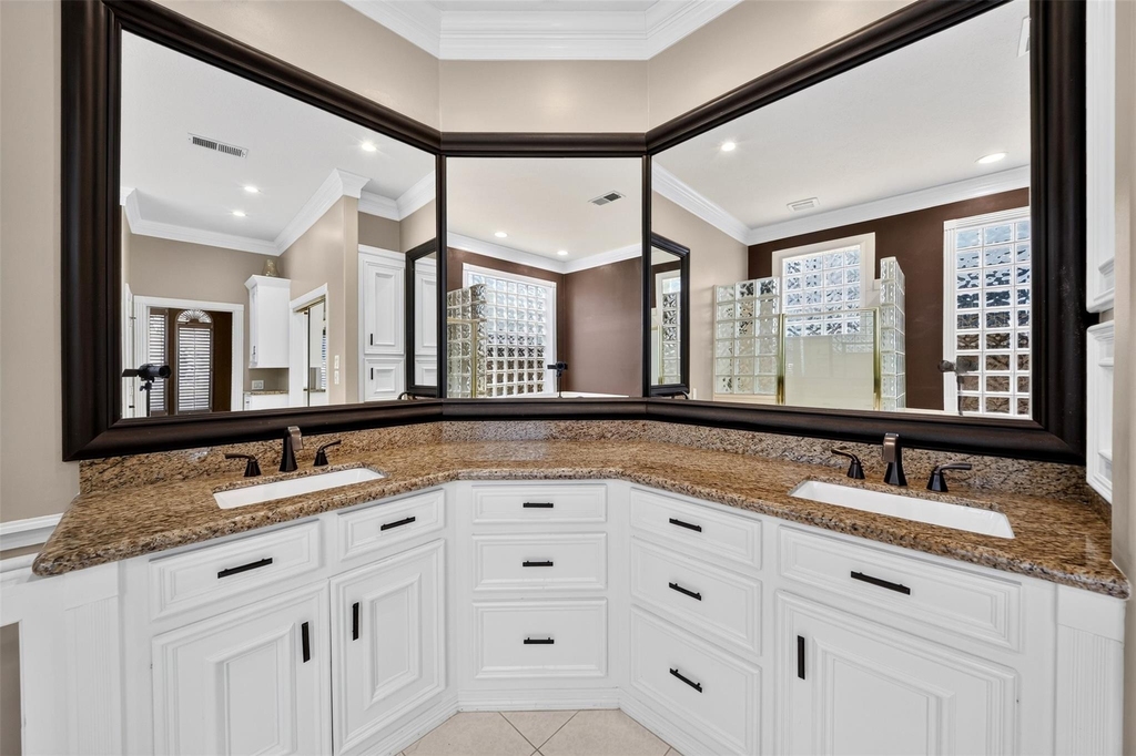 16410 Emilia Court - Photo 15