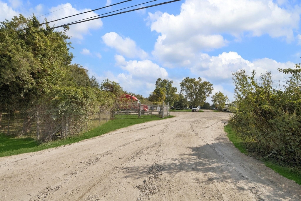 6219 Masters Road - Photo 9
