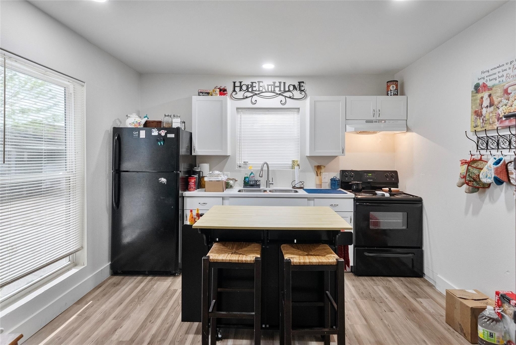 2633 W Main Street - Photo 9