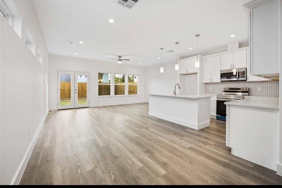 4508 Noble Street - Photo 4