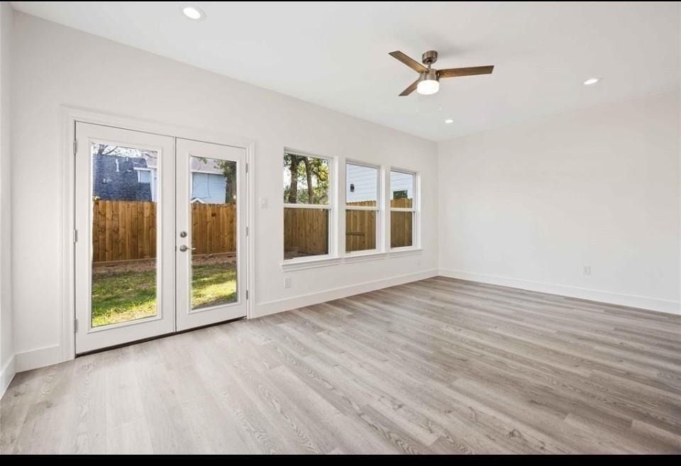 4508 Noble Street - Photo 3