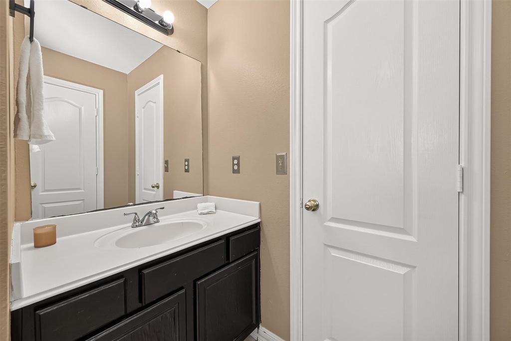 4011 Alexis Circle - Photo 33