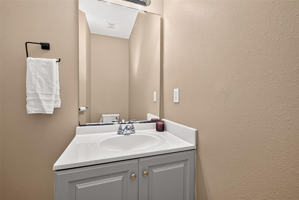 4011 Alexis Circle - Photo 24