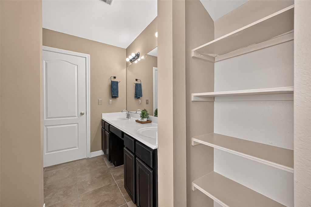 4011 Alexis Circle - Photo 43