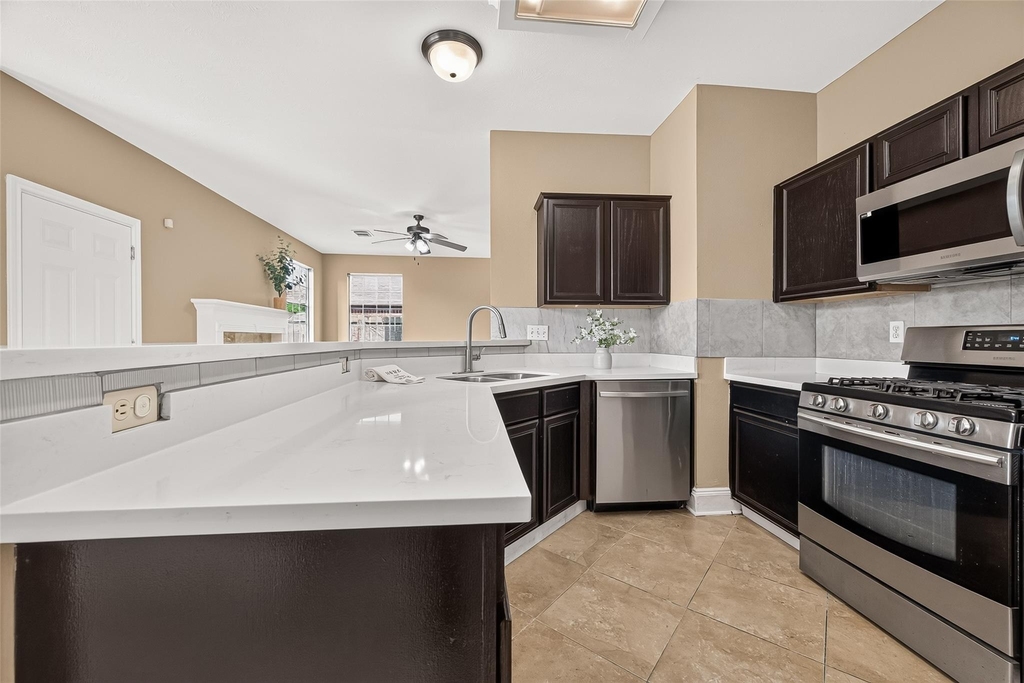 4011 Alexis Circle - Photo 18