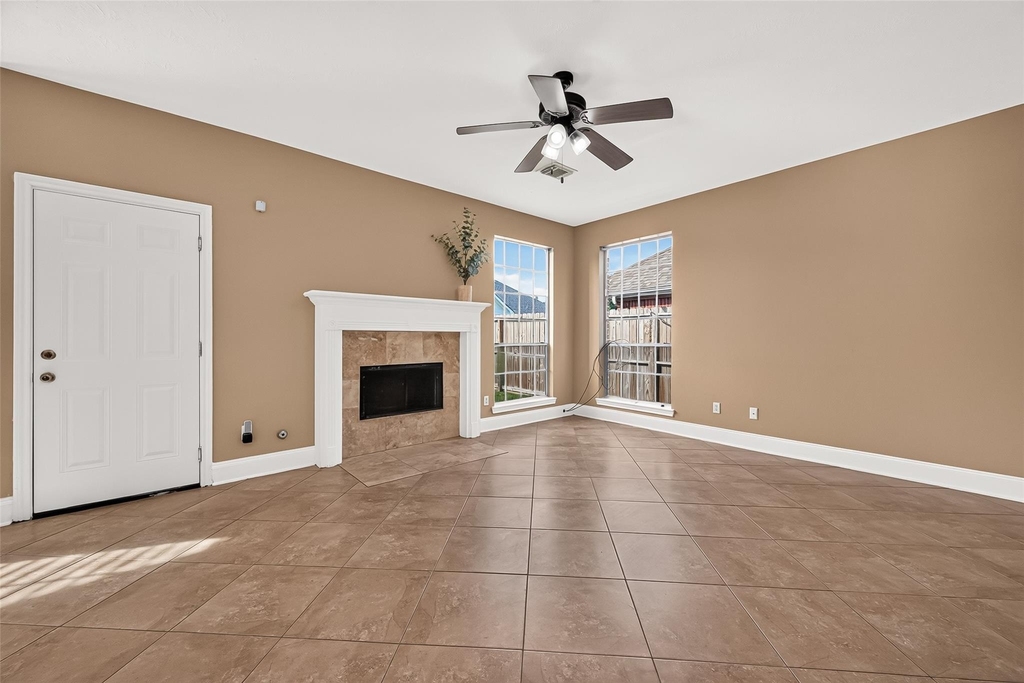 4011 Alexis Circle - Photo 2