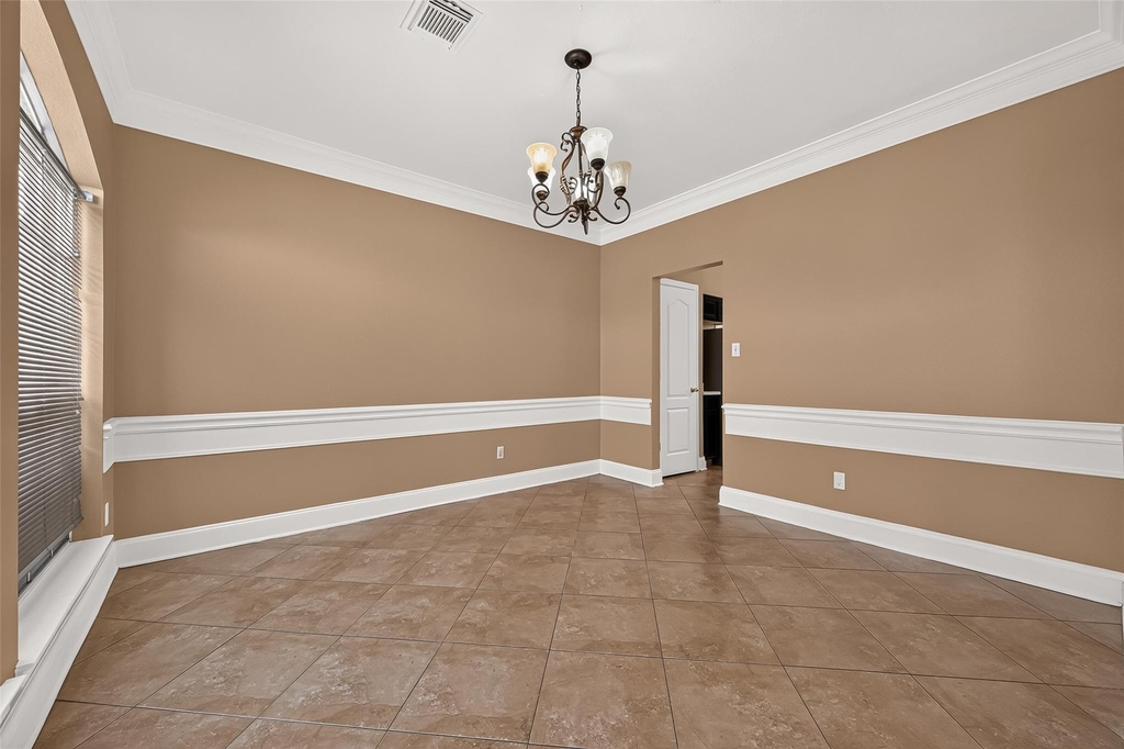 4011 Alexis Circle - Photo 11