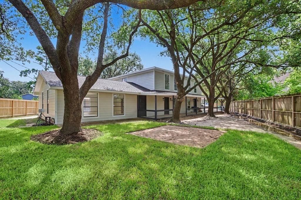 2119 Barr Street - Photo 16