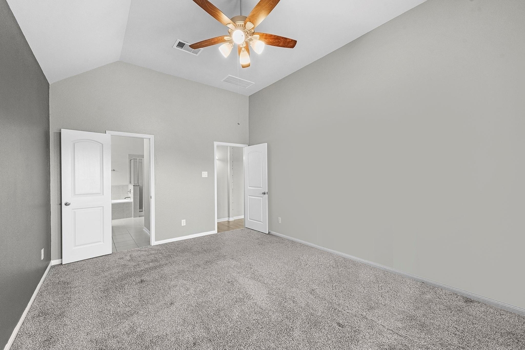 1740 Cindy Lane - Photo 17
