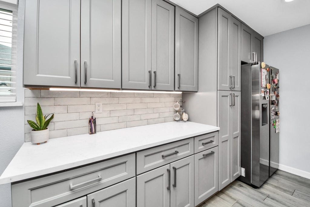 834 Ellington Street - Photo 16