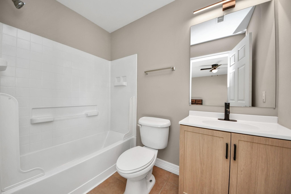 23366 High Point Street - Photo 20