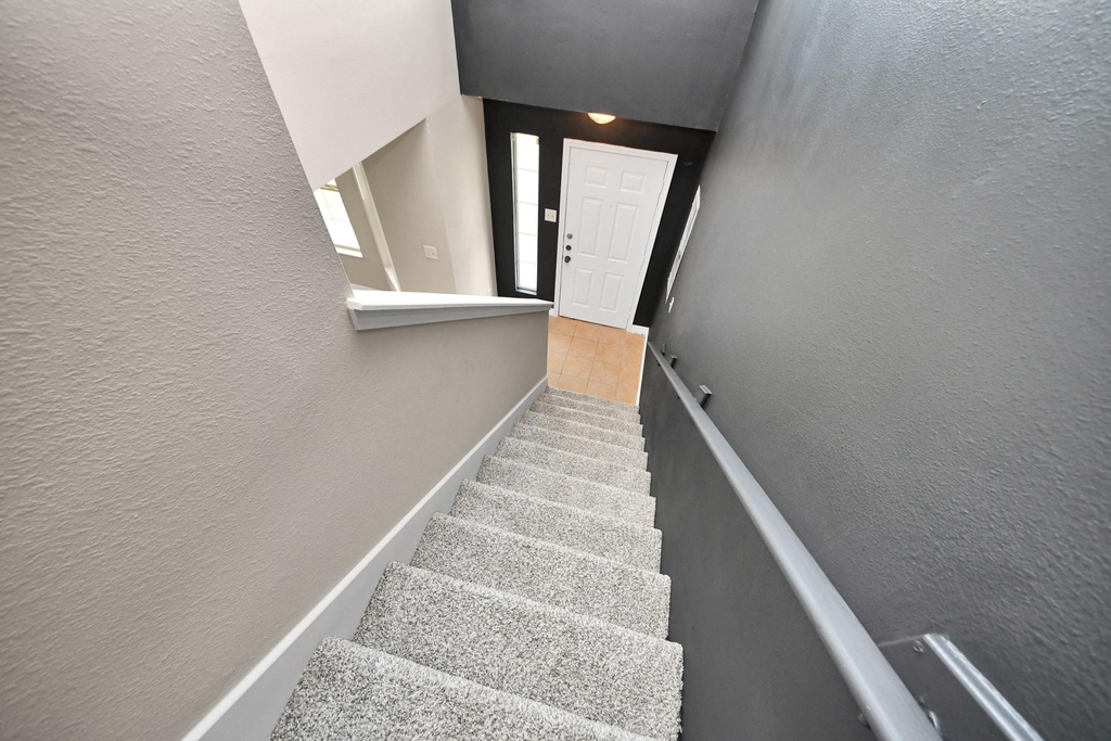 23366 High Point Street - Photo 22
