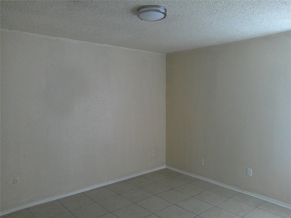 5771 Easthampton Drive - Photo 8