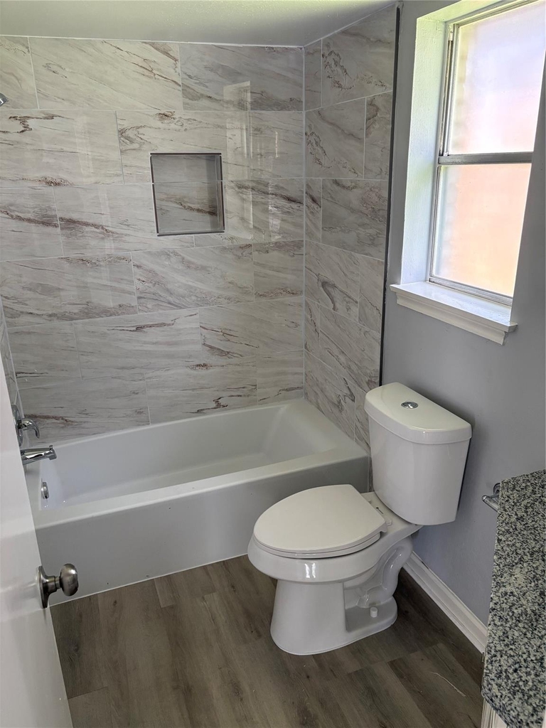 1402 Bellaire Boulevard - Photo 6