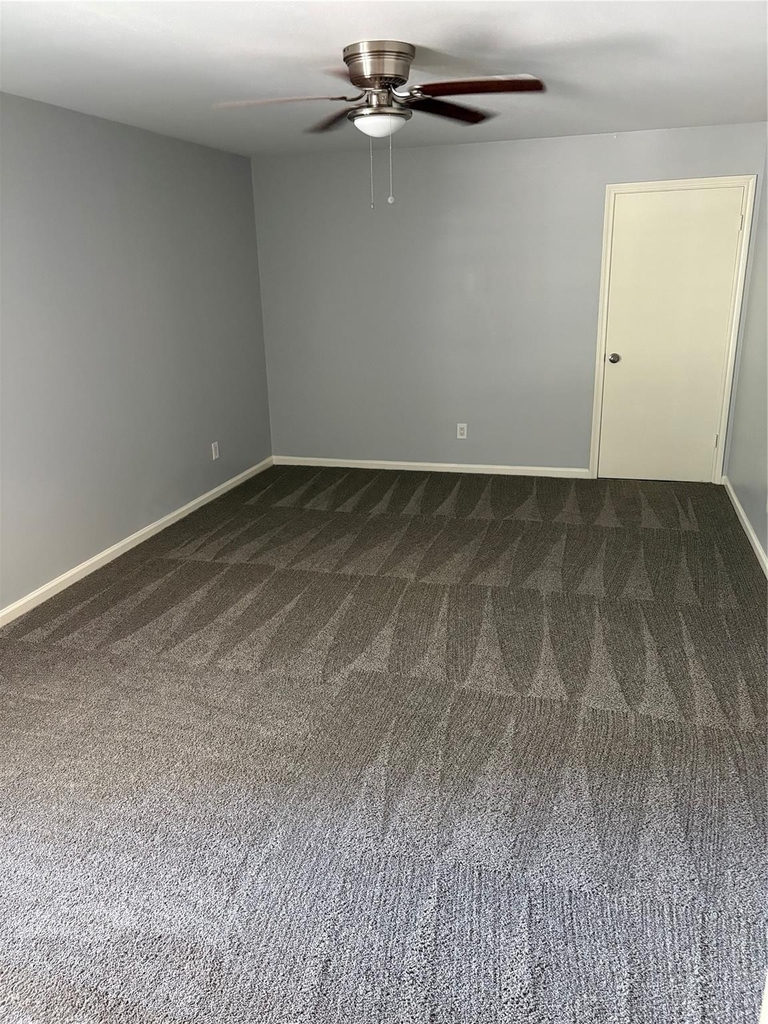 1402 Bellaire Boulevard - Photo 4