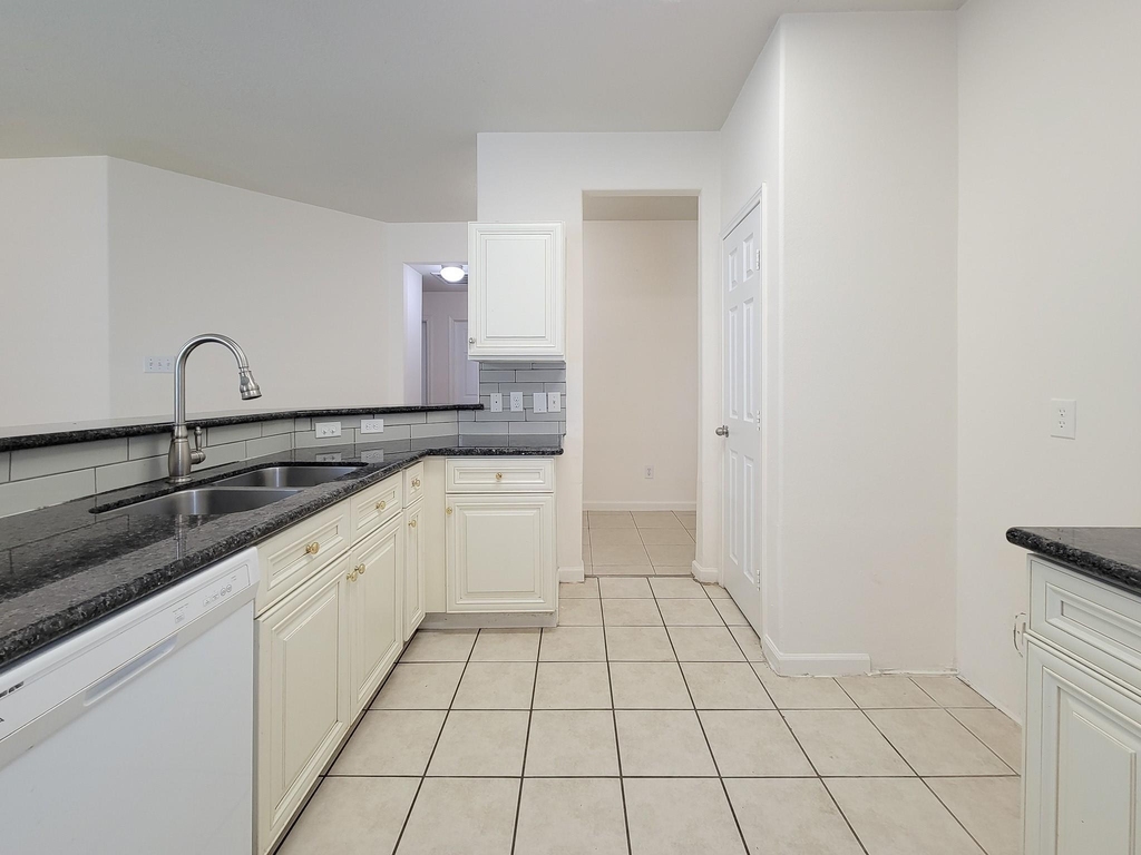3010 Stonecross Lane - Photo 17